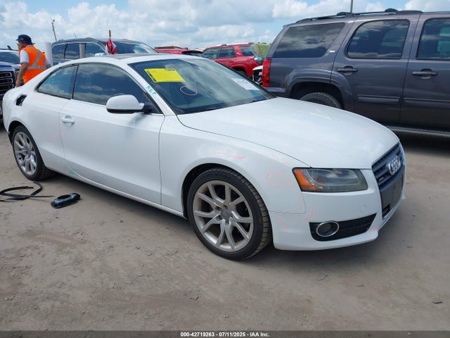 2012 AUDI A5 WAULFAFR8CA005112 Photo 0