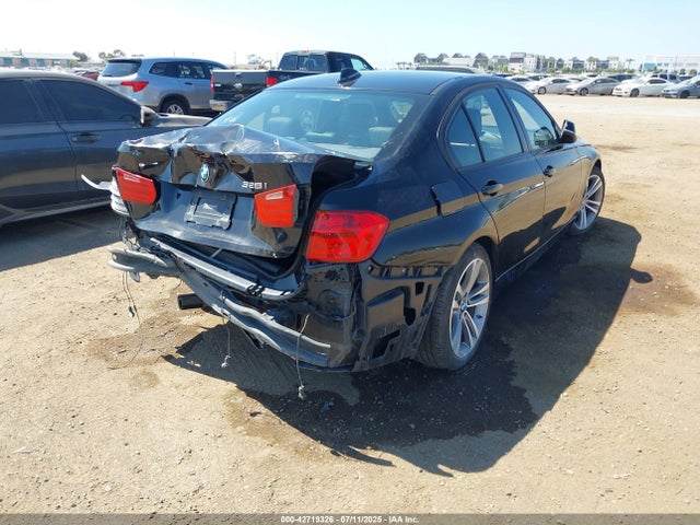 BMW 328I 2014 WBA3C1C59EK107283 Image 4