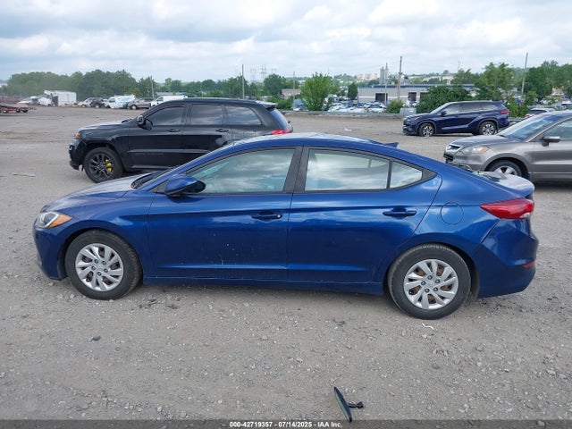Hyundai Elantra 2017 5NPD74LF2HH135919 Image 15