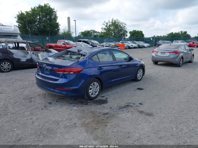 Hyundai Elantra 2017 5NPD74LF2HH135919 Image 4