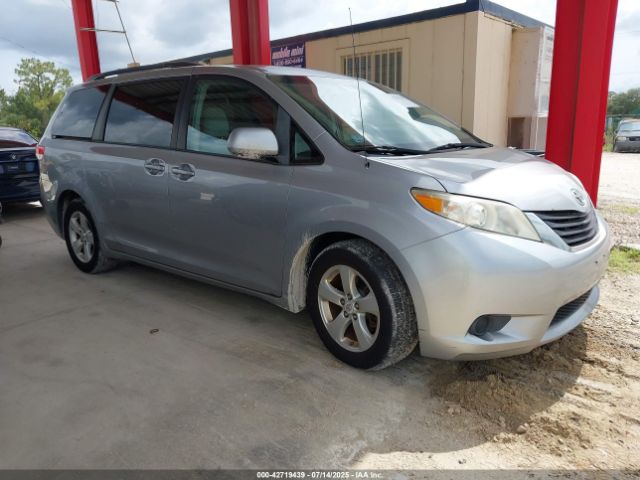 2011 TOYOTA SIENNA 5TDKK3DC5BS011438