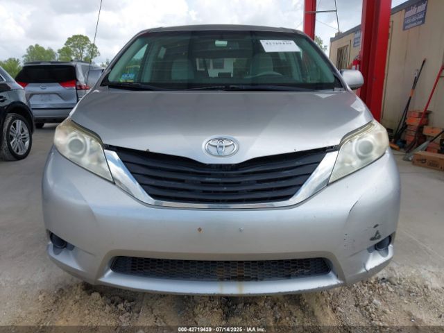 2011 TOYOTA SIENNA 5TDKK3DC5BS011438 Photo 5