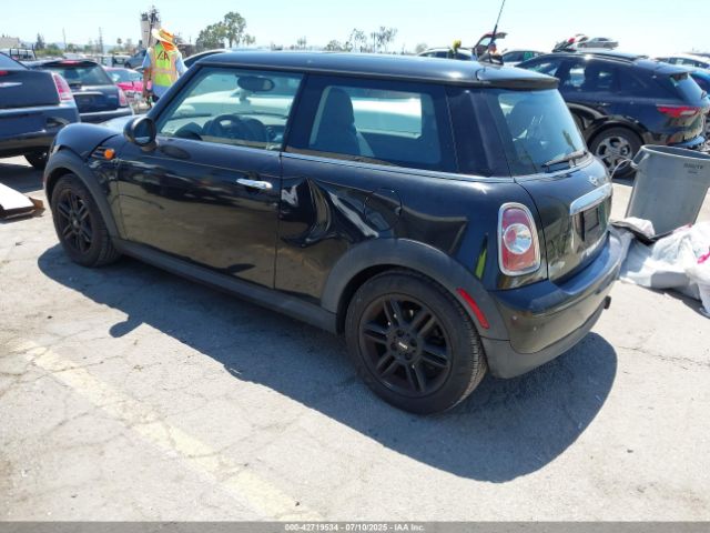 2013 MINI HARDTOP WMWSU3C51DT685875 Photo 2
