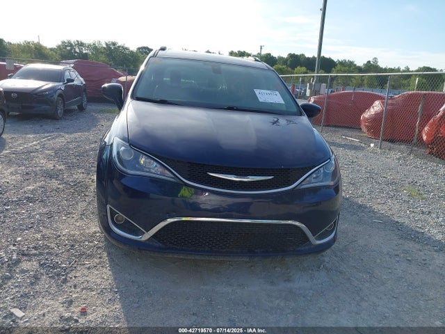 2C4RC1EG0HR650362 Chrysler 2017