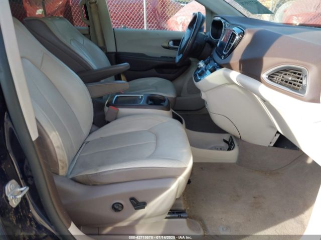 2017 CHRYSLER PACIFICA 2C4RC1EG0HR650362 Photo 4