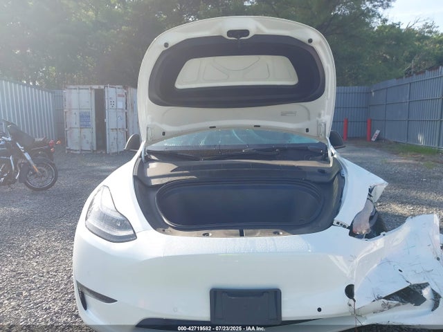 2022 TESLA MODEL Y 7SAYGDEF1NF523168 Photo 9