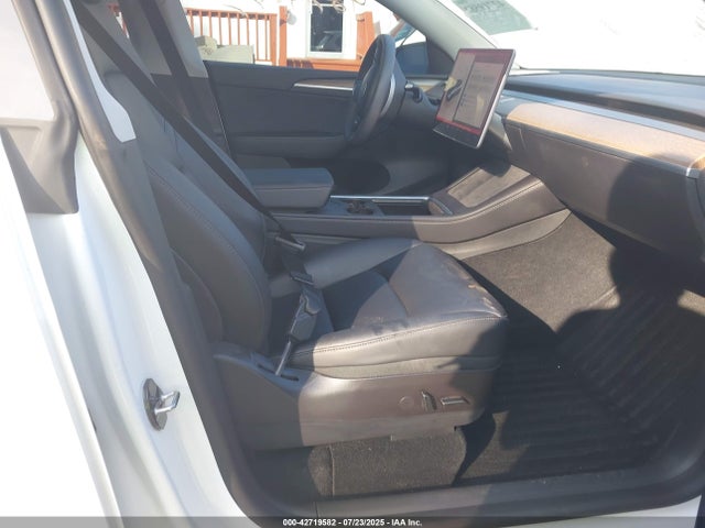 2022 TESLA MODEL Y 7SAYGDEF1NF523168 Photo 4