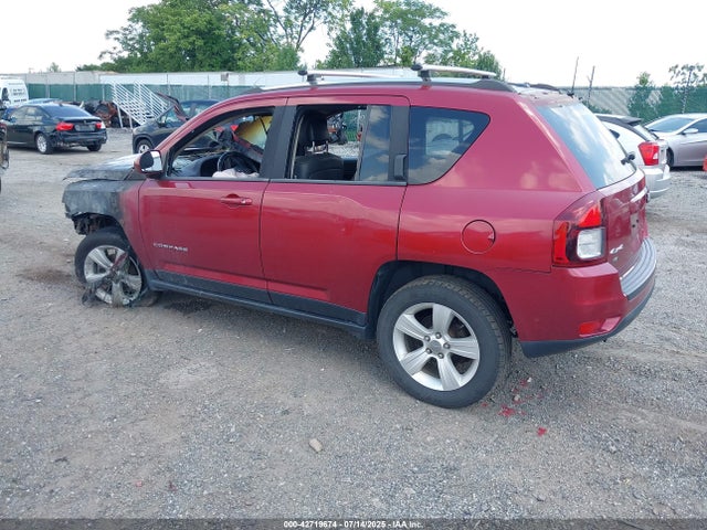 1C4NJDEB2ED817250 Jeep 2014