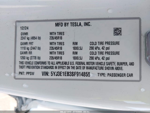 2025 TESLA MODEL 3 5YJ3E1EB3SF914858 Photo 8