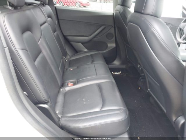 2020 TESLA MODEL Y 5YJYGDEE5LF048058 Photo 7