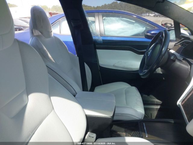 2016 TESLA MODEL X 5YJXCBE4XGF000922 Photo 4