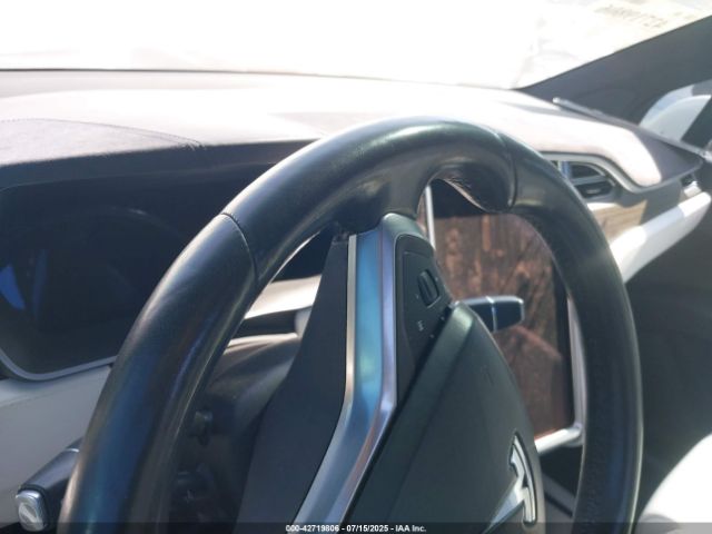 2016 TESLA MODEL X 5YJXCBE4XGF000922 Photo 6