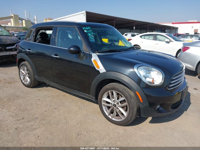 2014 MINI COUNTRYMAN WMWZB3C52EWR37959 Photo 0