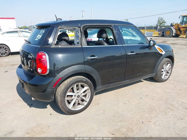 2014 MINI COUNTRYMAN WMWZB3C52EWR37959 Photo 3