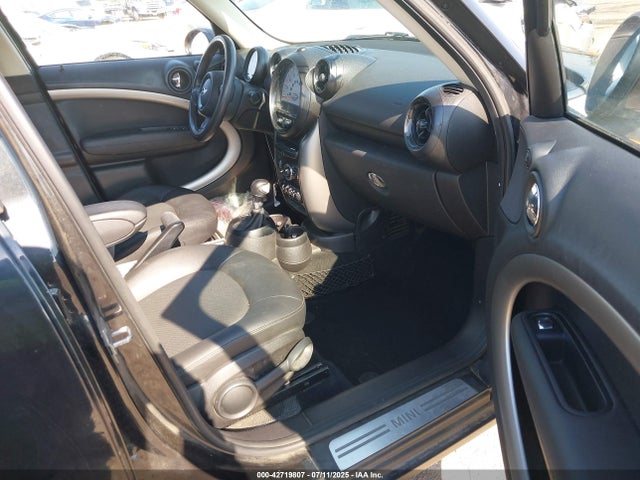 2014 MINI COUNTRYMAN WMWZB3C52EWR37959 Photo 4