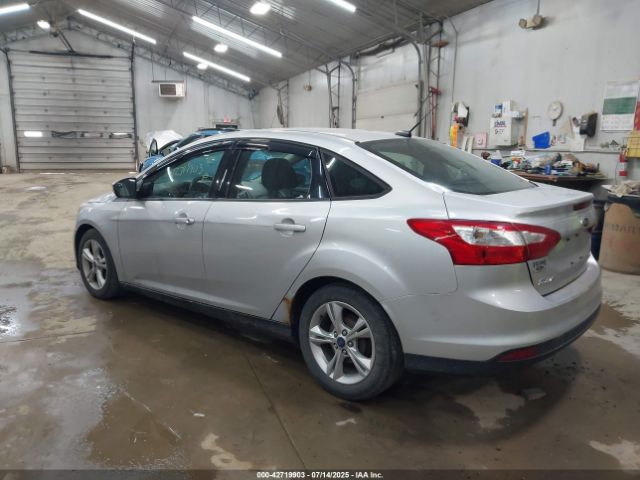 2014 FORD FOCUS 1FADP3F27EL366864 Photo 2