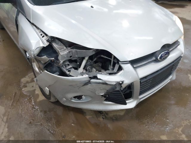 2014 FORD FOCUS 1FADP3F27EL366864 Photo 5