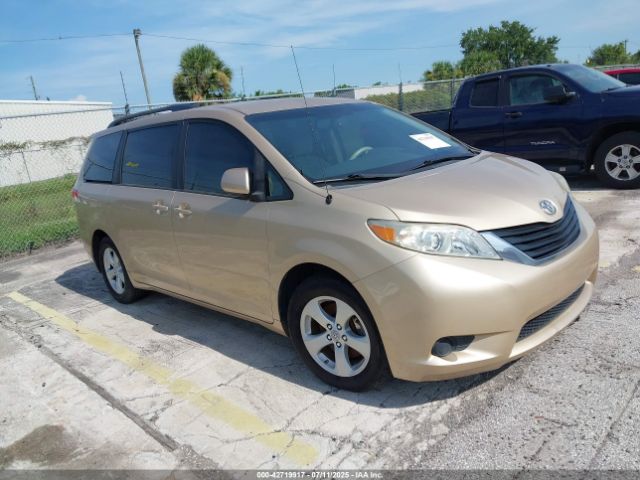 2011 TOYOTA SIENNA 5TDKK3DC3BS145137