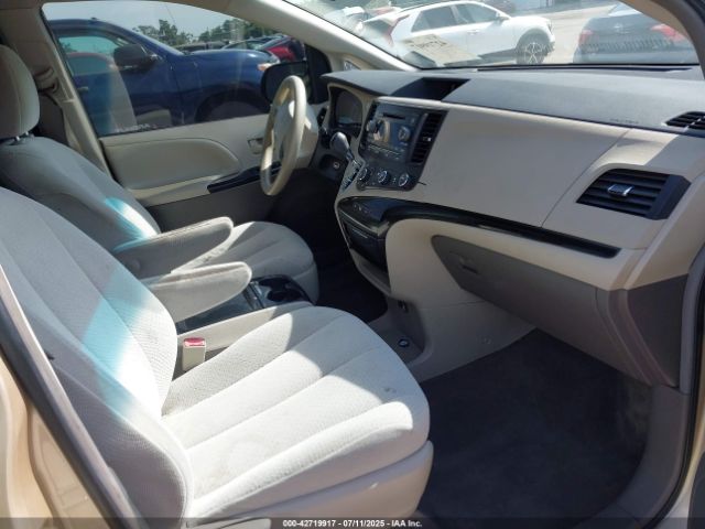 2011 TOYOTA SIENNA 5TDKK3DC3BS145137 Photo 4