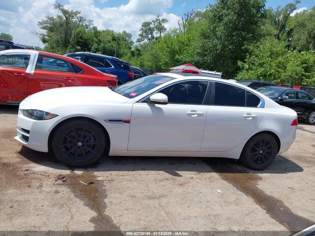 Jaguar lev3 lev160 2017 SAJAR4BN7HA971420 Image 14