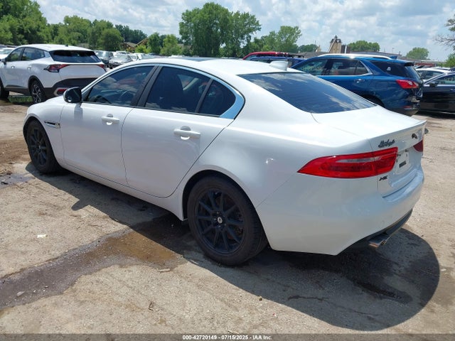 Jaguar lev3 lev160 2017 SAJAR4BN7HA971420 Image 3