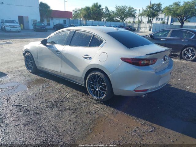 2022 MAZDA MAZDA3 3MZBPBEY4NM300365 Photo 2