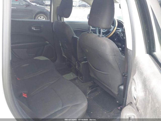 2018 JEEP COMPASS 3C4NJCAB0JT124679 Photo 7
