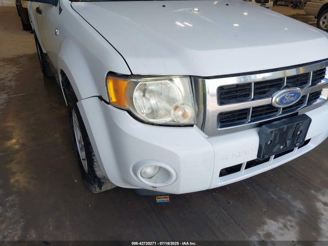 42720271 :رقم المزاد ، 1FMCU49H98KA03959 vin ، 2008 Ford Escape Hybrid مزاد بيع