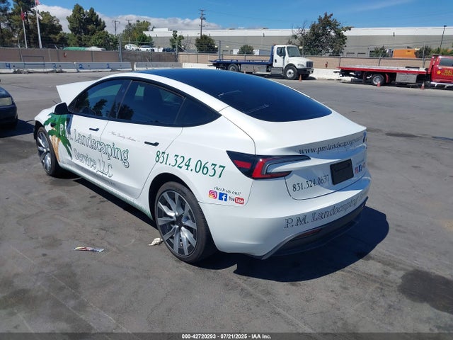 2025 TESLA MODEL 3 5YJ3E1EAXSF876990 Photo 2