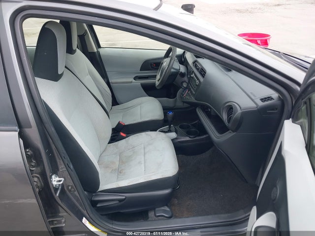 JTDKDTB37E1567670 Toyota 1nz-fxe+1lm