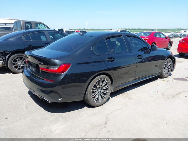 3MW5U9J02N8C22594 BMW M340I