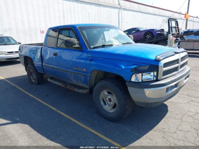 2000 DODGE RAM 1500 3B7HF13Y6YG141784