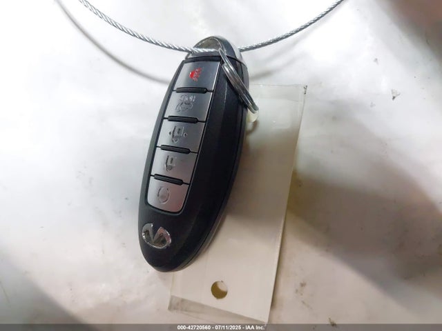 Infiniti 2015 2015 JN8AZ2NF0F9571371 Image 11