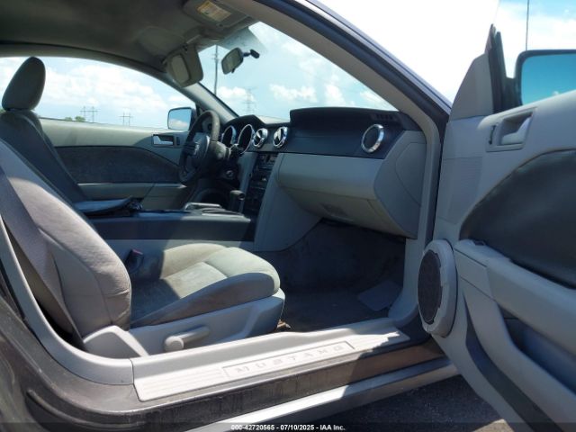 2008 FORD MUSTANG 1ZVHT80N585164800 Photo 4