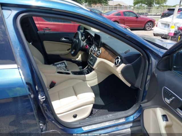 2019 MERCEDES-BENZ GLA 250 WDCTG4EB0KJ627346 Photo 4