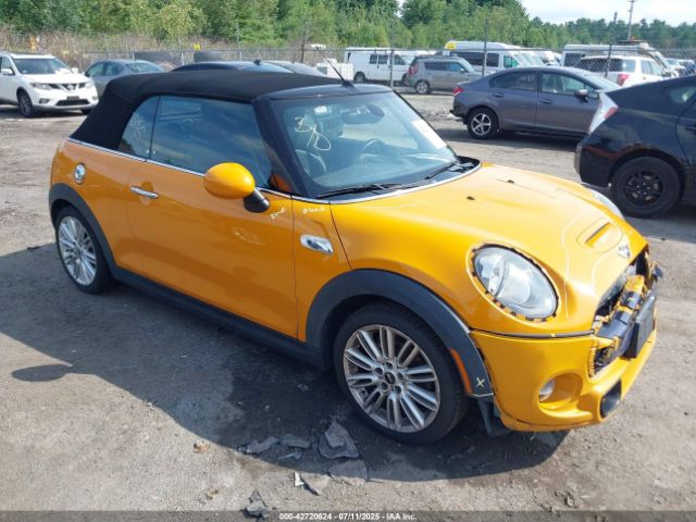 2017 MINI CONVERTIBLE WMWWG9C56H3C22974 Photo 0