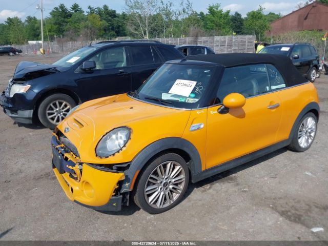 2017 MINI CONVERTIBLE WMWWG9C56H3C22974 Photo 1