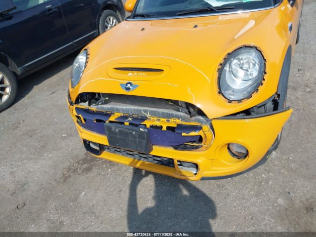 2017 MINI CONVERTIBLE WMWWG9C56H3C22974 Photo 5