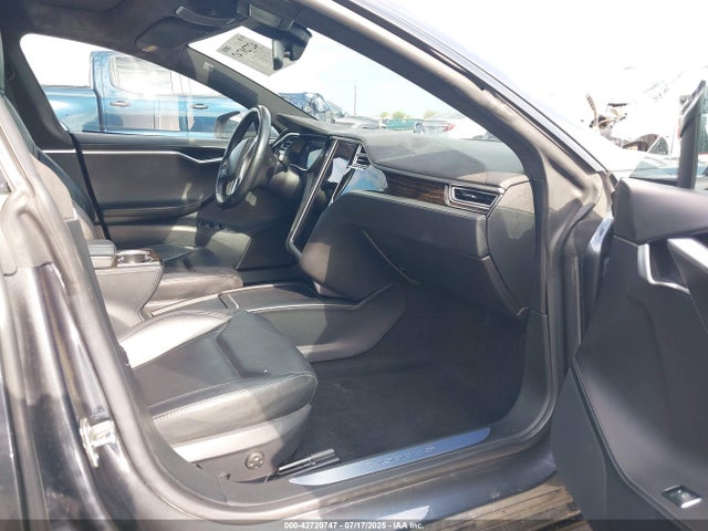 2016 TESLA MODEL S 5YJSA1E23GF158107 Photo 4