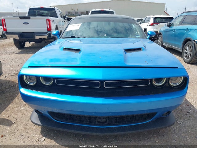 2C3CDZBT8GH253722 Dodge Challenger