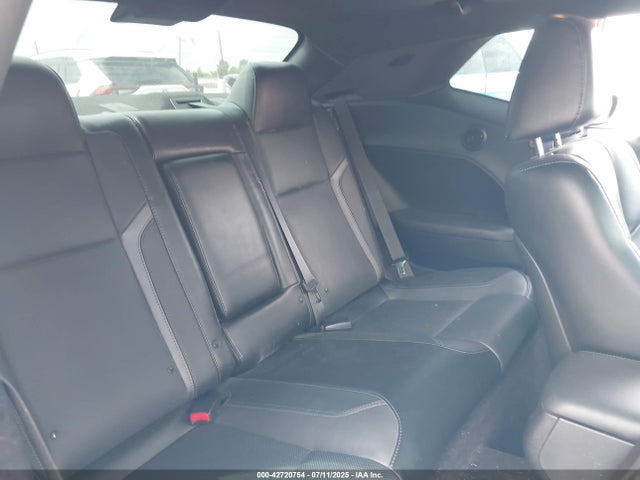 2C3CDZBT8GH253722 Dodge Challenger