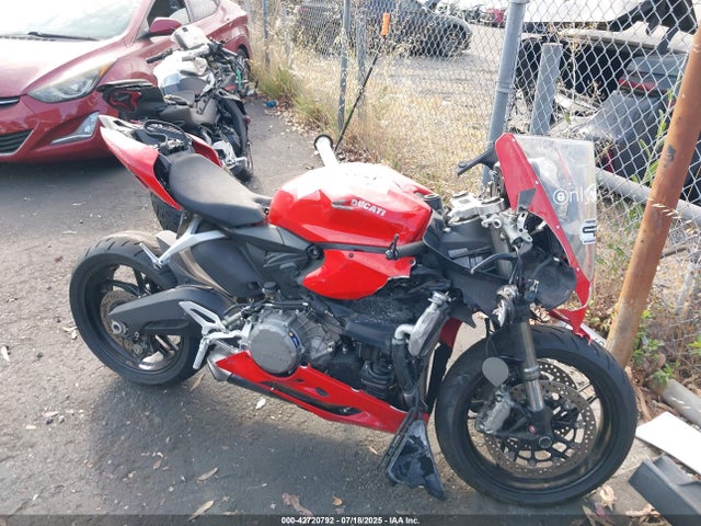 Ducati 2017 2017 ZDM14B1W2HB004143 Image 8