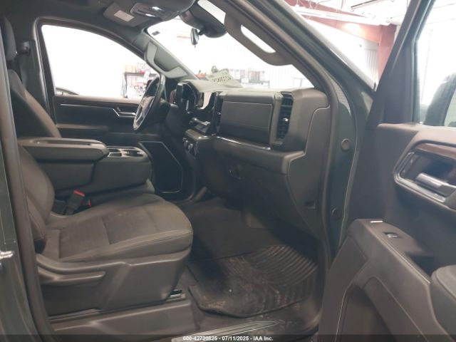 2025 CHEVROLET SILVERADO 1500 1GCPACED8SZ162871 Photo 4