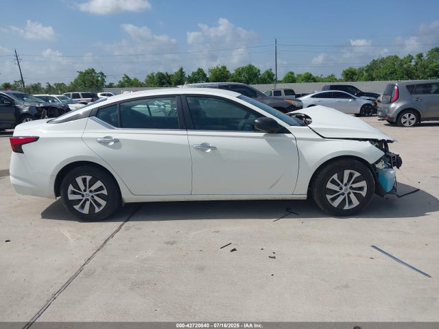 Nissan 2025 2025 1N4BL4BV5SN328025 Image 13