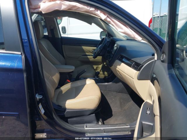 2016 MITSUBISHI OUTLANDER JA4AZ3A31GZ055089 Photo 4