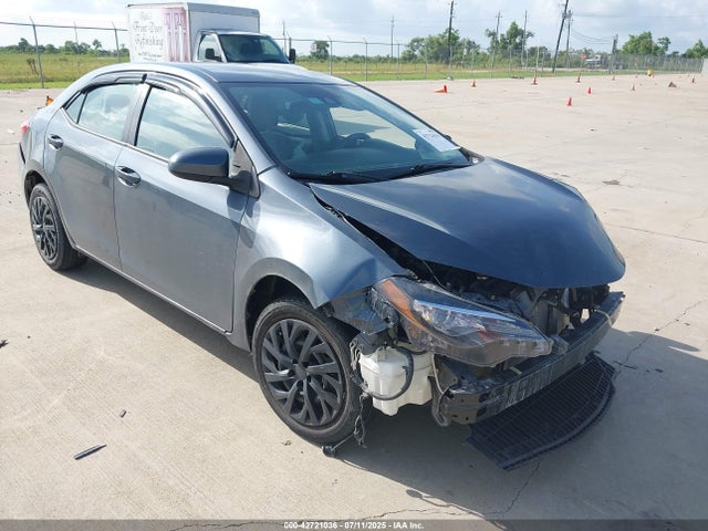 Toyota COROLLA LE 2017 5YFBURHEXHP651445 Image 1