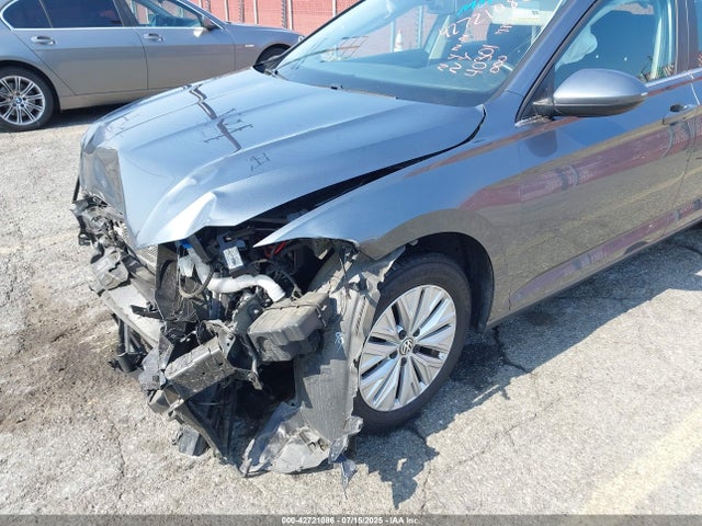 Volkswagen 1.4 tsi 2019 3VWC57BU8KM274969 Image 18