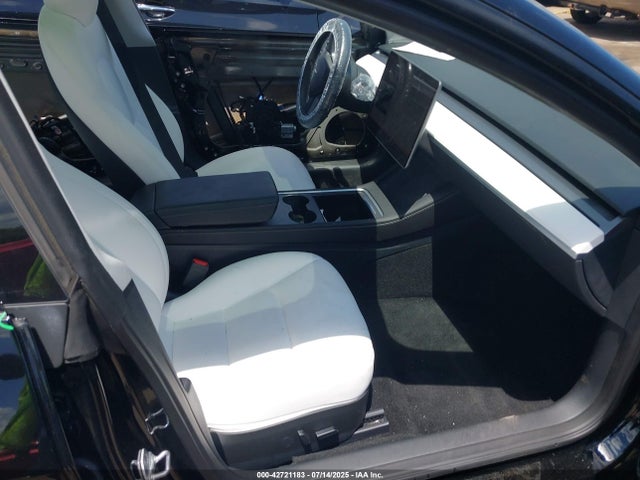 2023 TESLA MODEL 3 5YJ3E1EA1PF640817 Photo 4