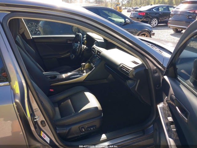 Продажа на аукционе авто 2017 Lexus Is 300, vin: JTHCM1D2XH5014973, номер лота: 42721323