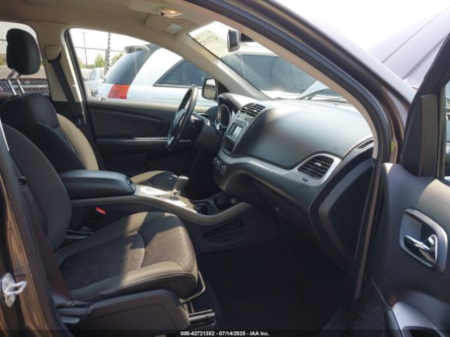 2019 DODGE JOURNEY 3C4PDCBB7KT870997 Photo 4